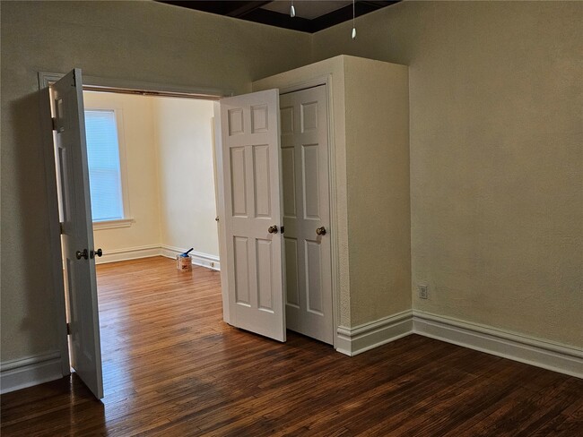 Building Photo - 3807 Potomac St