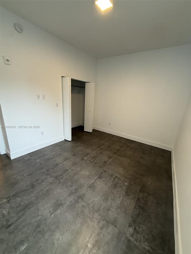 Building Photo - 2010 SW 25th Ter