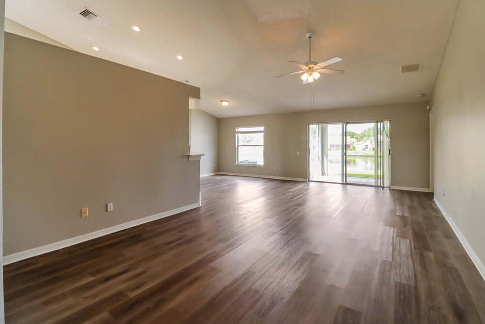 Building Photo - 12525 Midpointe Dr