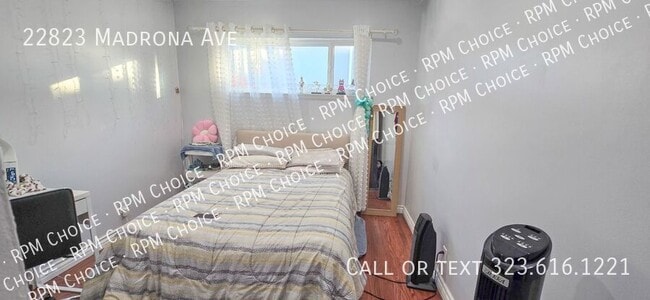 Building Photo - 22823 Madrona Ave