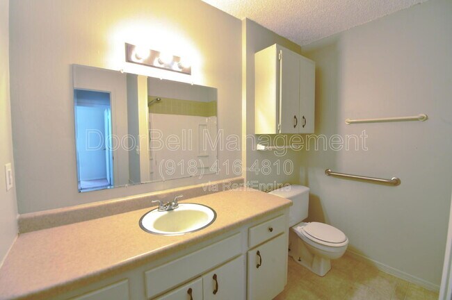 Building Photo - 14025 S 287th E Ave