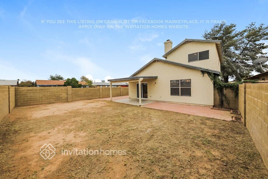 Building Photo - 8702 W Indianola Ave