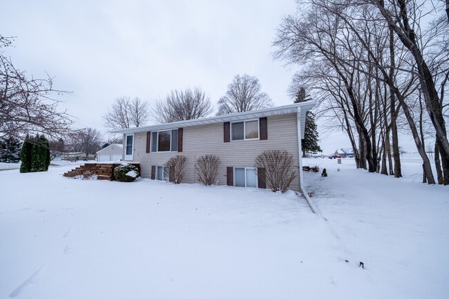 Building Photo - 408 Edgar Pl