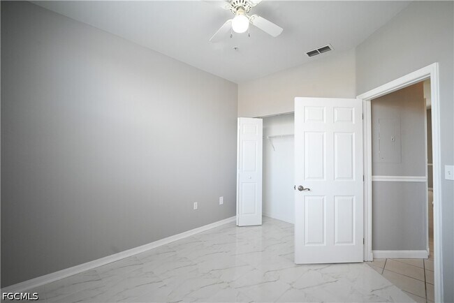 Building Photo - 15433 Bellamar Cir