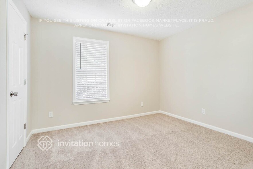 Building Photo - 140 Oak Hill Dr