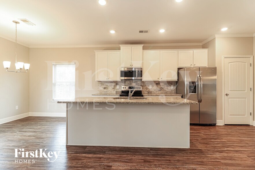 Building Photo - 41 Thunderhawk Ln