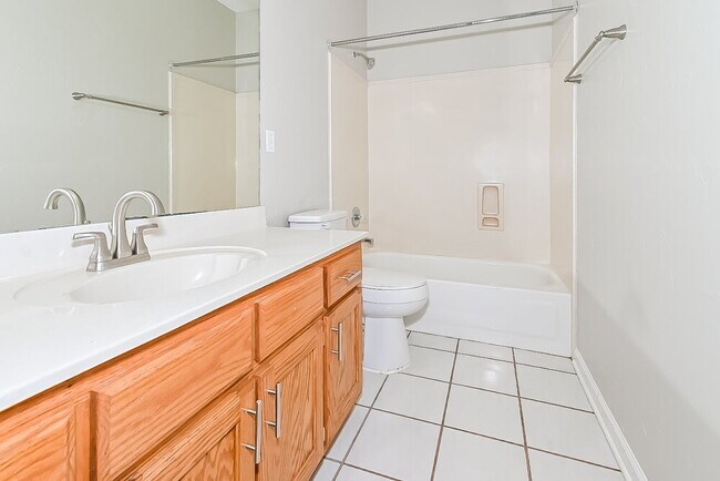 Building Photo - 13119 Claybourne Cove