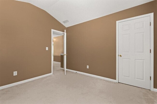 Building Photo - 7648 Cozy Ln