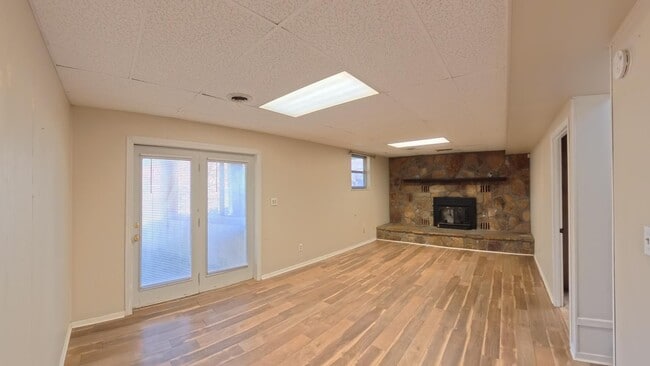 Building Photo - 3690 Nena Cir