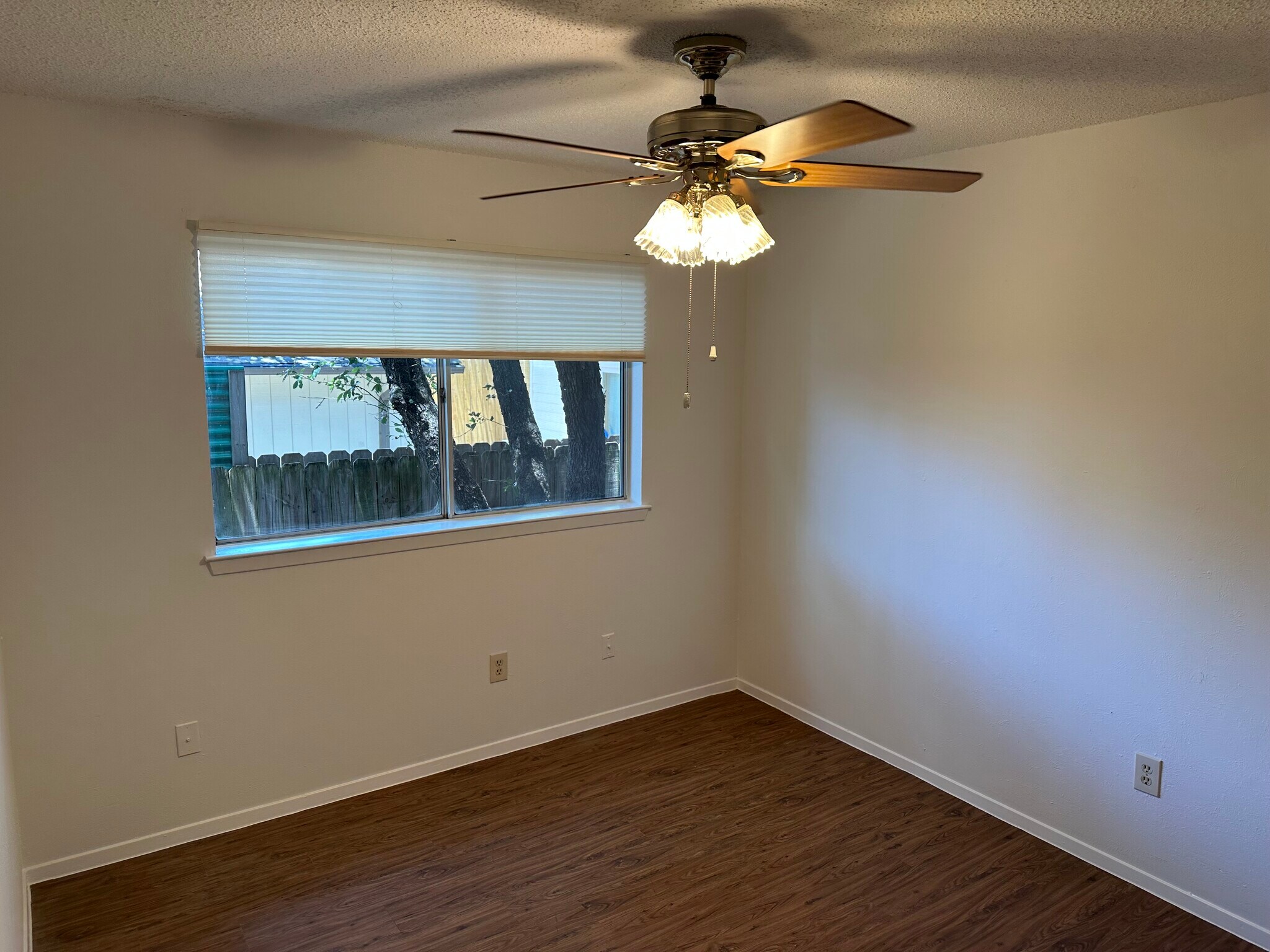 Building Photo - 4504 Dorsett Oaks Cir