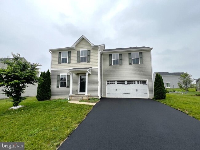 Primary Photo - 3215 Pebble Run Dr