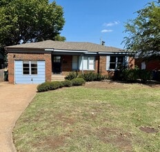 Building Photo - 2021 Westchester Dr