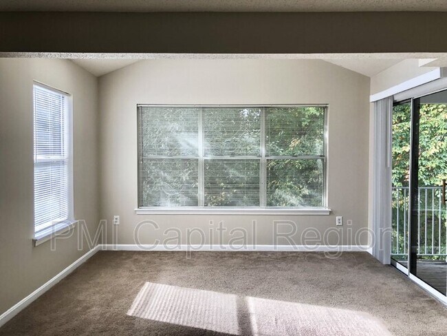 Building Photo - 2812 Clear Shot Dr