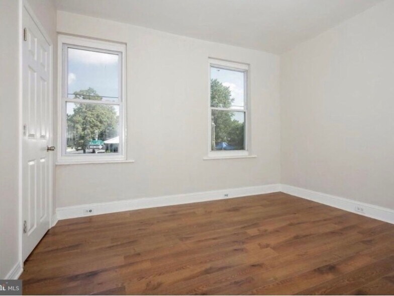 Building Photo - 3942 Wallace St