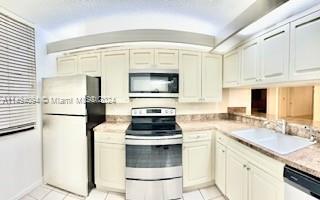 Building Photo - 3520 Whitehall Dr