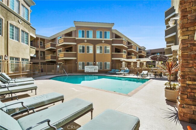 Building Photo - 2750 Artesia Blvd