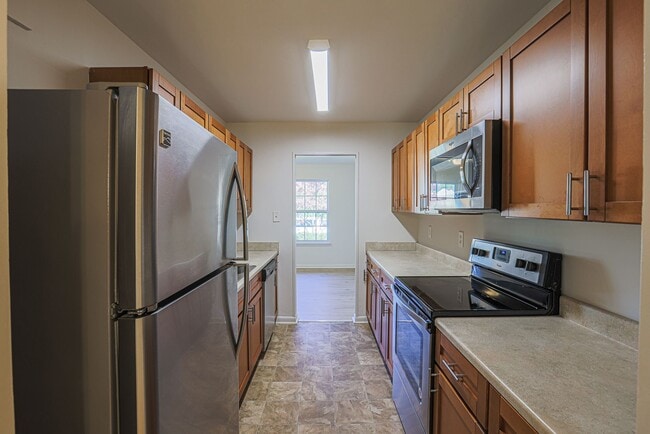 Building Photo - 821 Johahn Dr