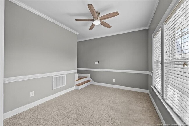 Building Photo - 3825 Barnsdale Dr
