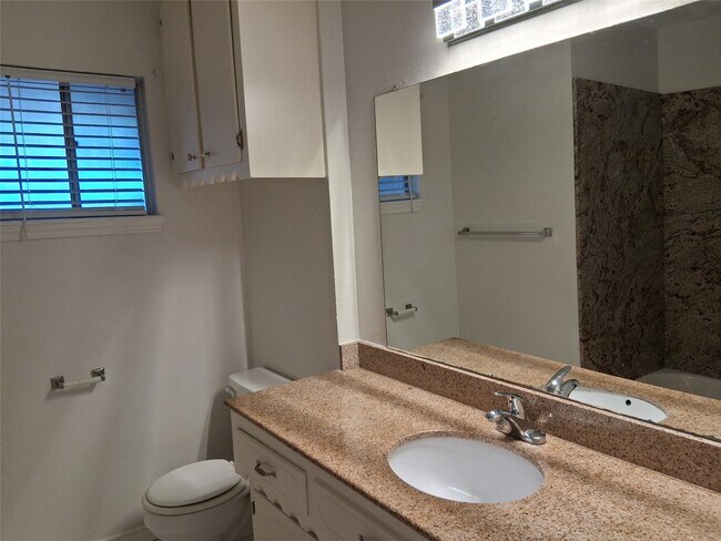 Building Photo - 7515 Brush Wood Dr