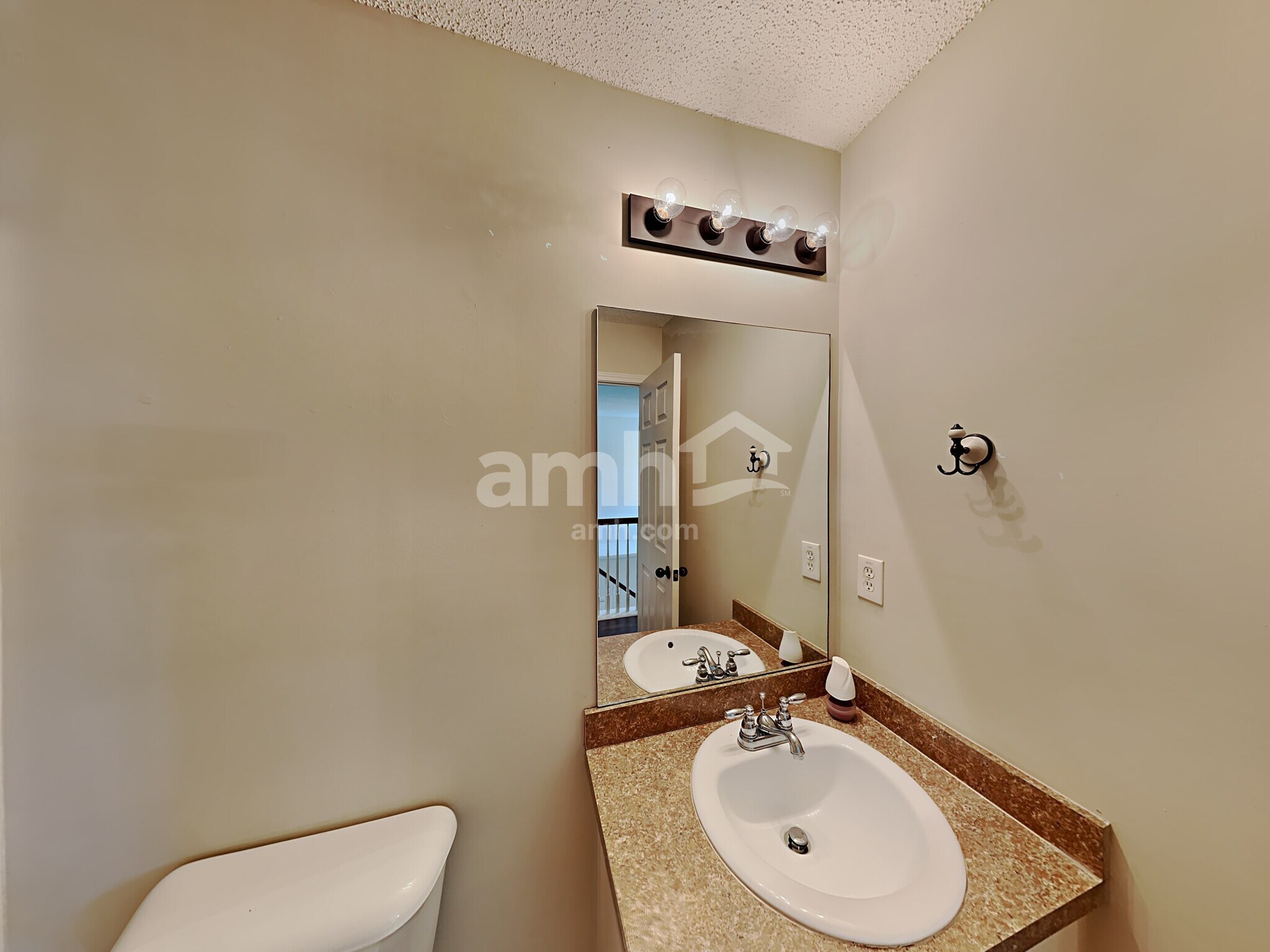Building Photo - 1759 Maxey Ln