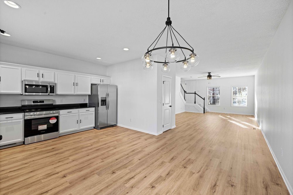 Building Photo - 207 SE Booth Ave