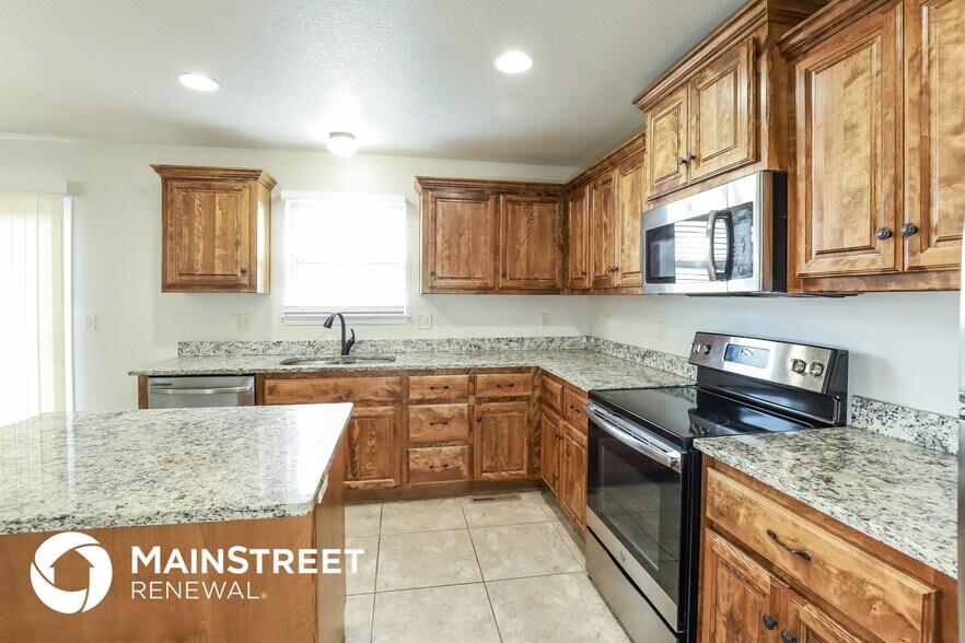 Building Photo - 410 W Heritage Dr