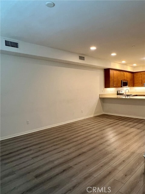 Building Photo - 338 N Fenimore Ave