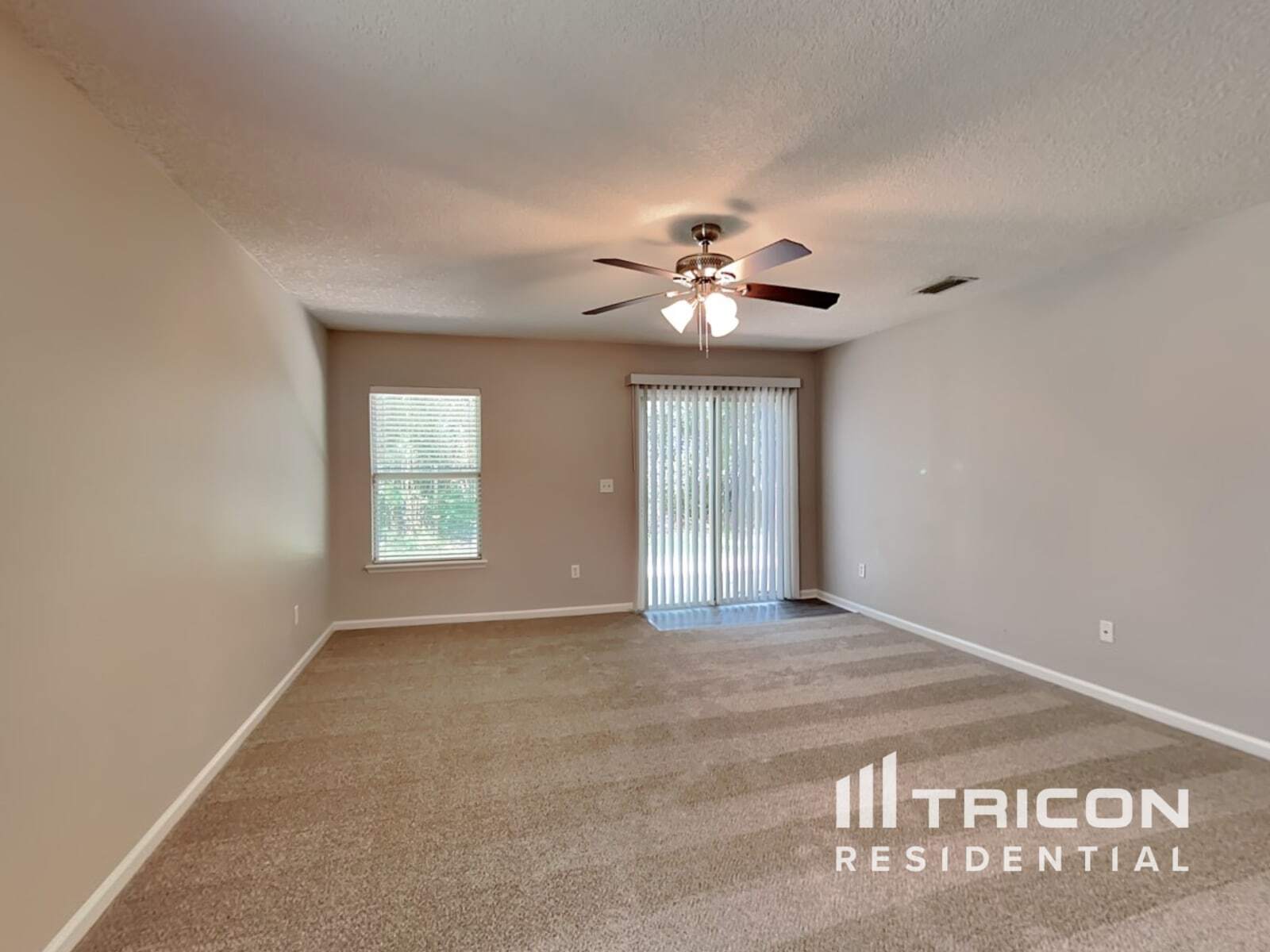 Building Photo - 161 Buck Run Way