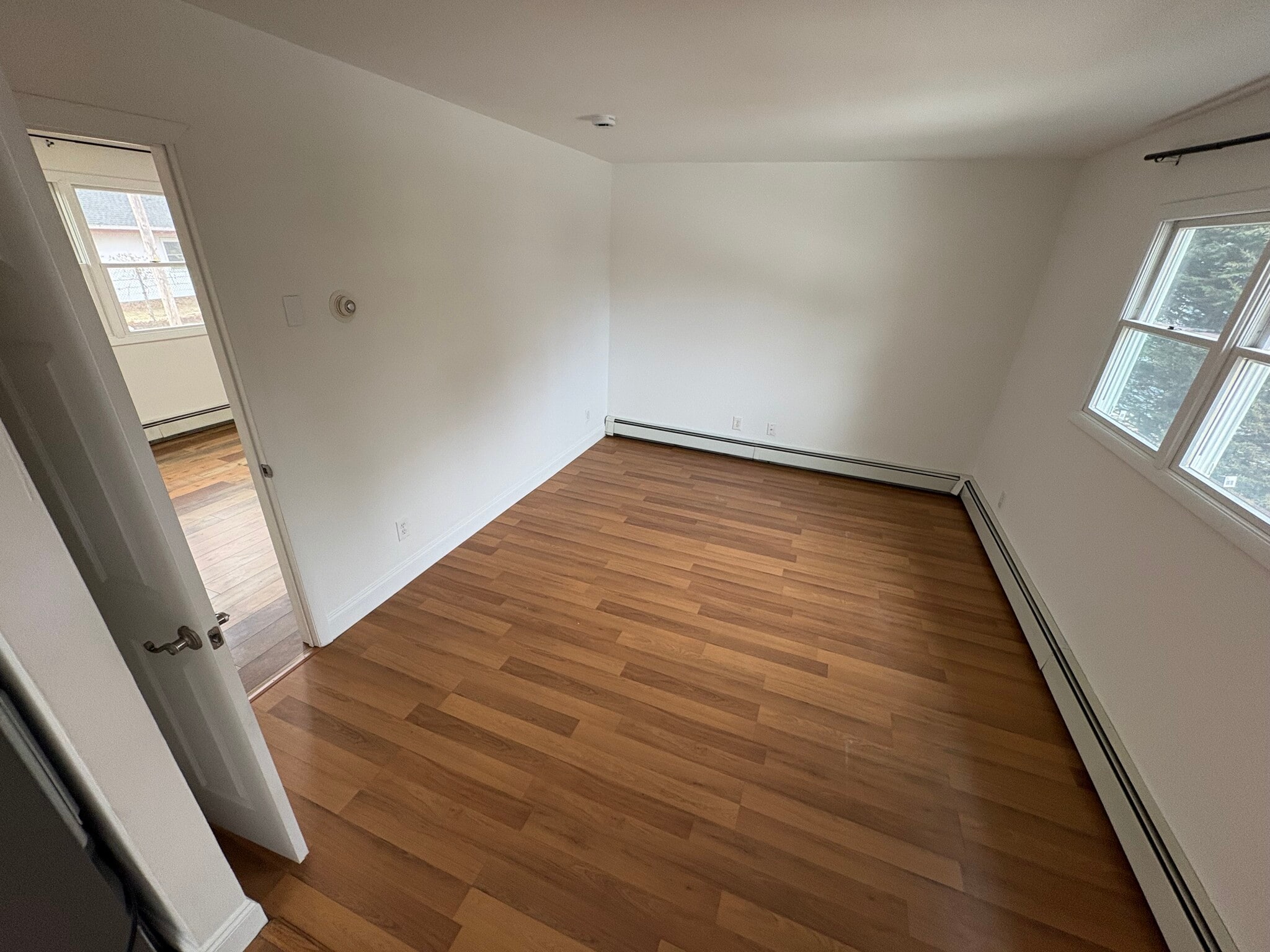 Building Photo - 305 Smithtown Blvd