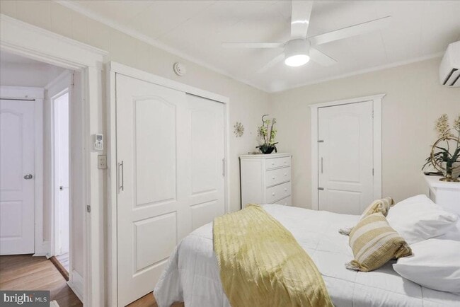 Building Photo - 405 Reading Ave