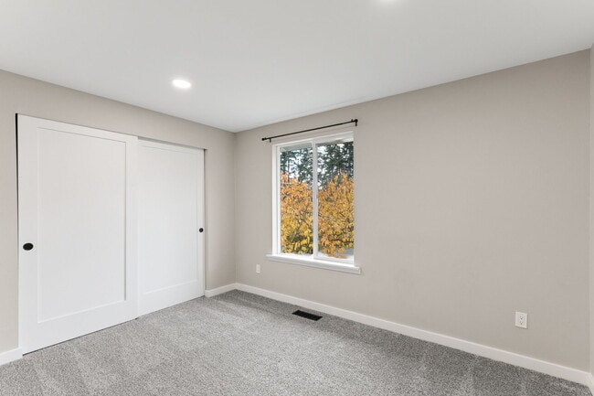 Building Photo - 9488 Olson Rd NW