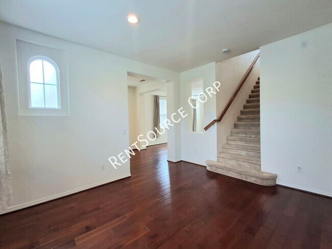 Building Photo - 28408 Camino Del Arte Dr