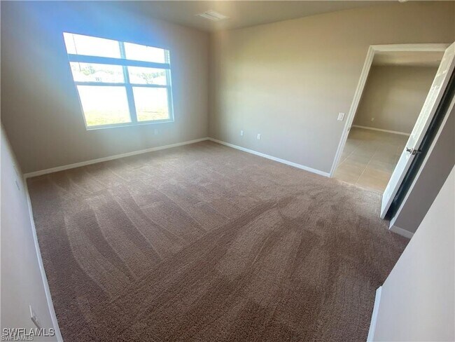 Building Photo - 3187 Estancia Ln
