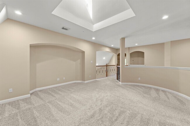 Building Photo - 25314 Greenwell Springs Ln