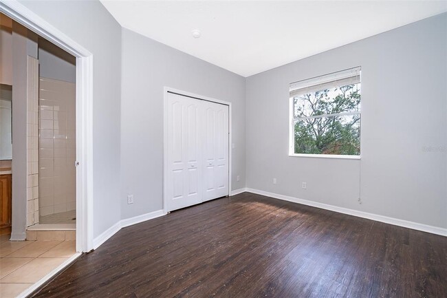 Building Photo - 3479 Wilshire Way Rd