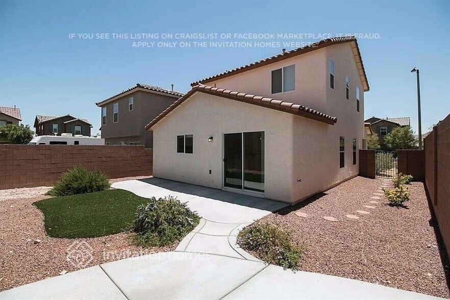 Building Photo - 9238 Wild Stampede Ave