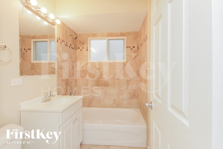 Building Photo - 3434 218th St