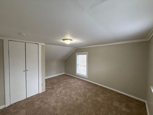 Building Photo - Duplex - Salisbury