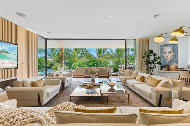 Building Photo - 1510 W 23rd St