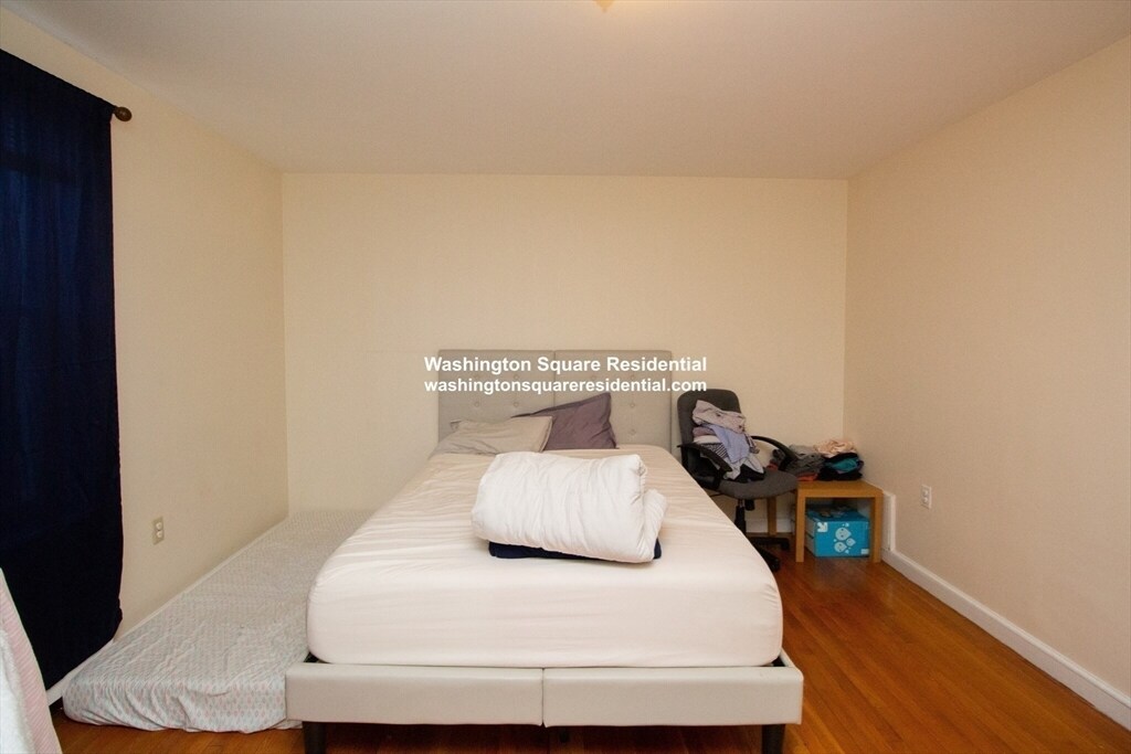 Building Photo - 132 Beaconsfield Rd