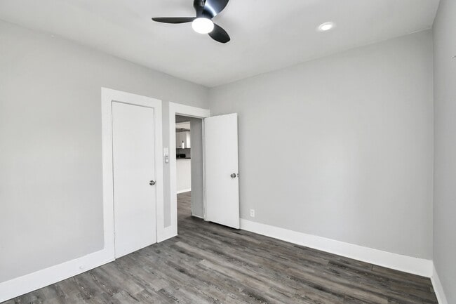 Building Photo - 1507 Laird St