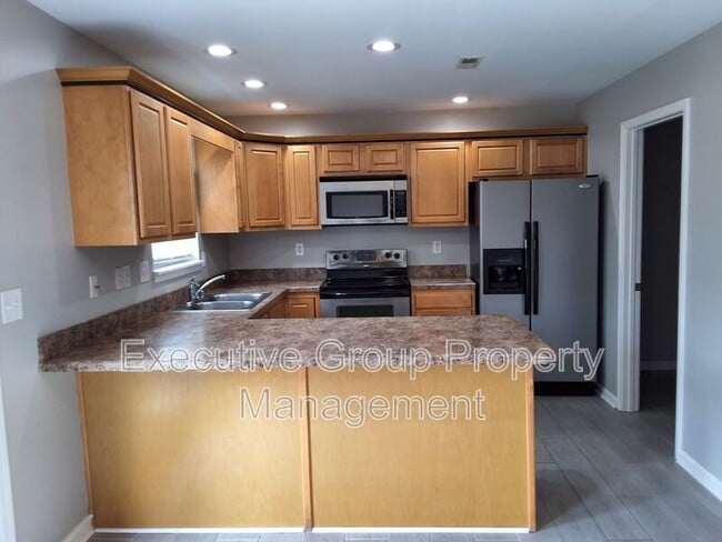 Building Photo - 104 Adena Loop