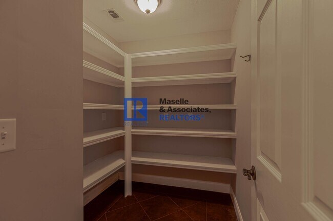 Building Photo - 3 Bed / 2 Bath home in Harvey Crossing