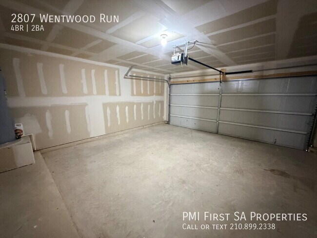 Building Photo - 2807 Wentwood Run