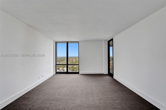 Building Photo - 1600 S Ocean Dr