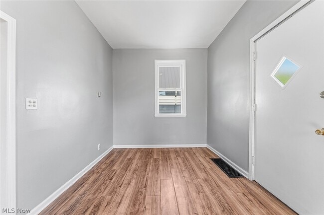 Building Photo - 20400 Fuller Ave
