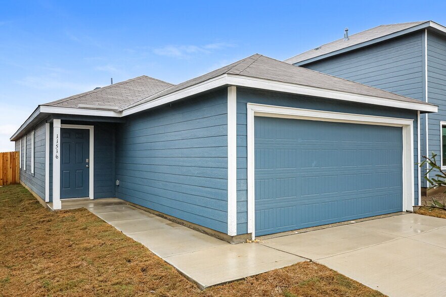 Building Photo - 11516 Chestnut Barr Dr