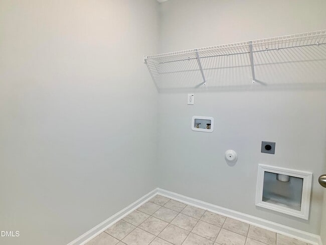 Building Photo - 21 Henhouse Ct