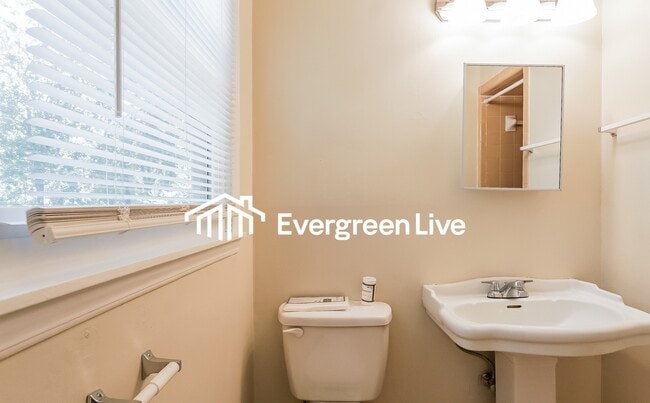 Building Photo - 872 Burning-Tree Trail