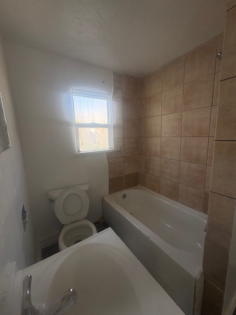 Building Photo - 502 Headingly Ave NW